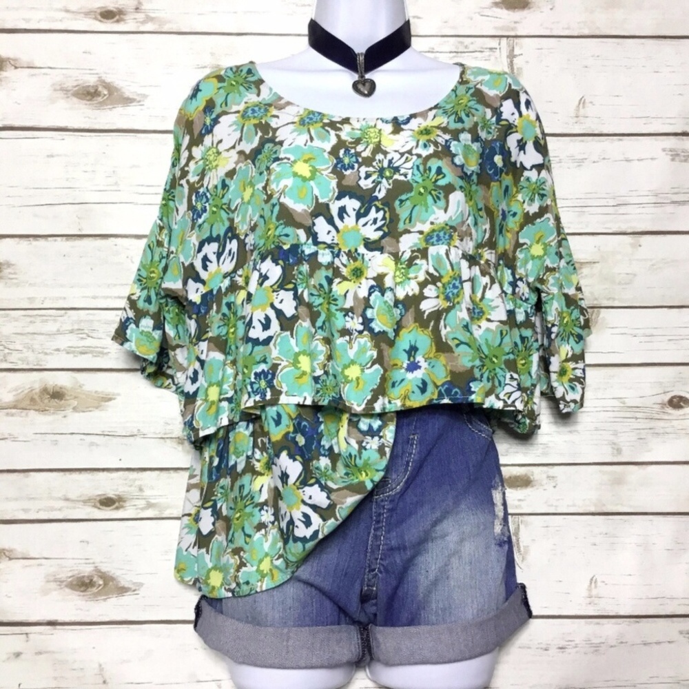 Layered Floral Print Scoop Neck Top Blouse by Kaya